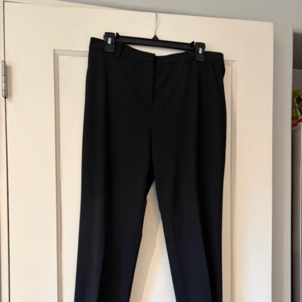 Theory Treeca Trecable Black Trouers, size 8 - NWOT